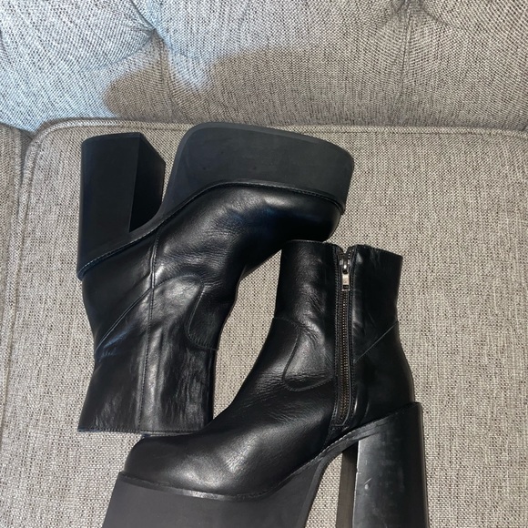 STEVE MADDEN Siene Platform Bootie Leather Size 38EU is 8 US - Picture 3 of 10